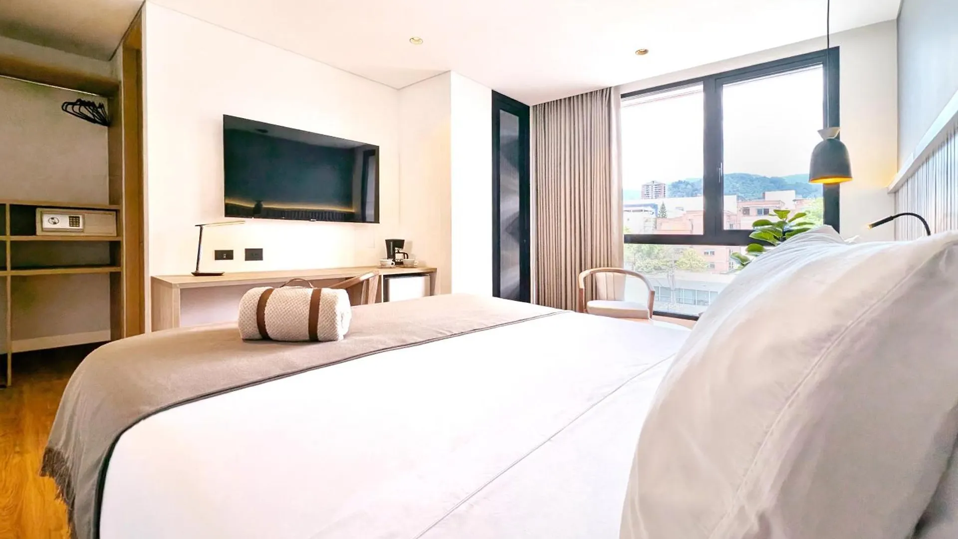 Moa Select Hotel Medellín Colombia