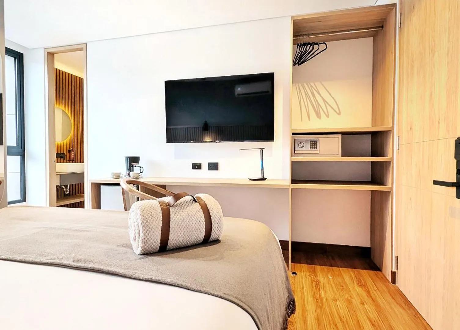 Moa Select Hotel Medellín 4*,  Colombia