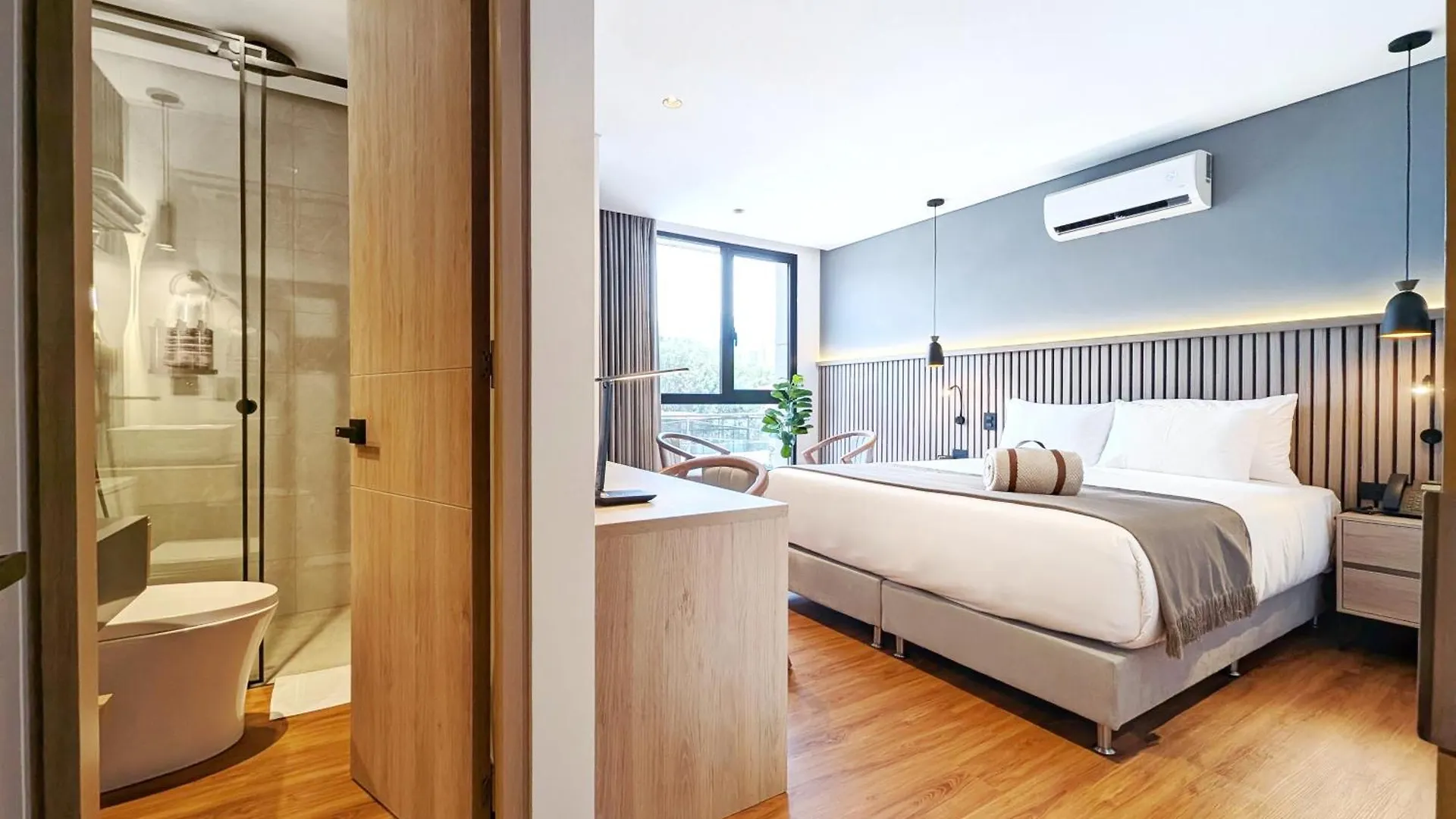 Hotel Moa Select Medellín