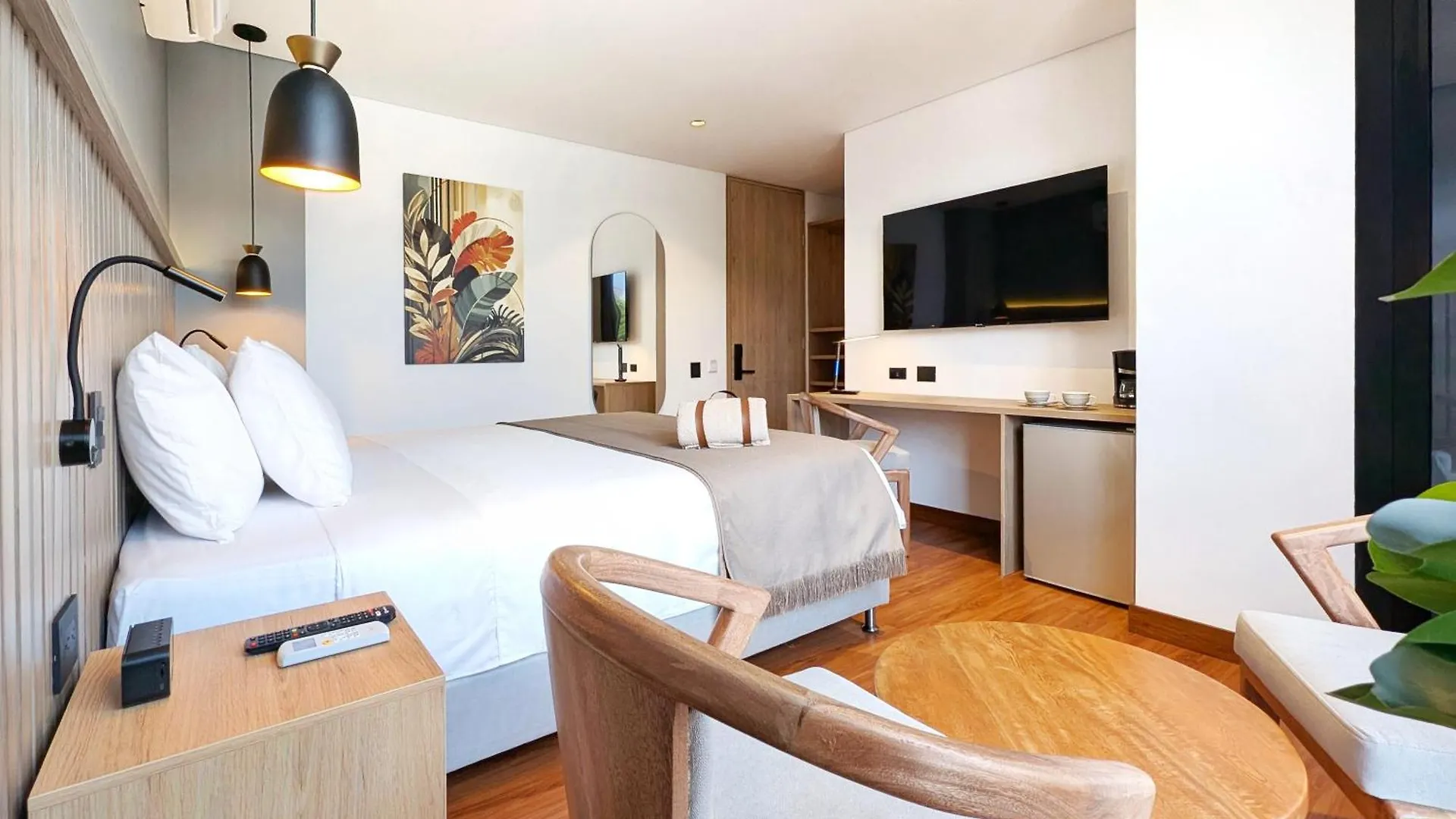 Hotel Moa Select Medellín