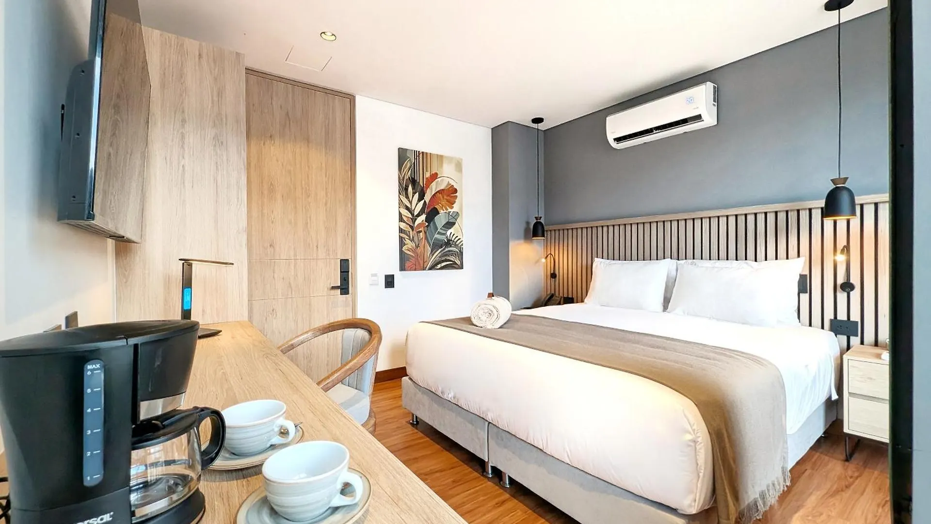 Hotel Moa Select Medellín