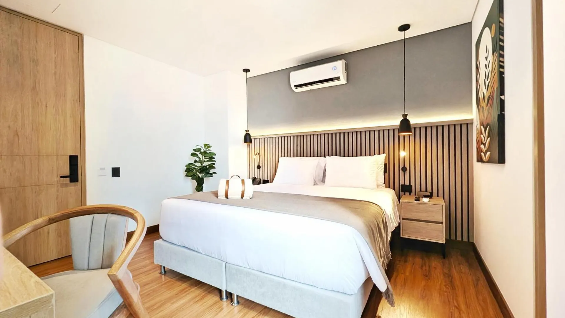 Hotel Moa Select Medellín